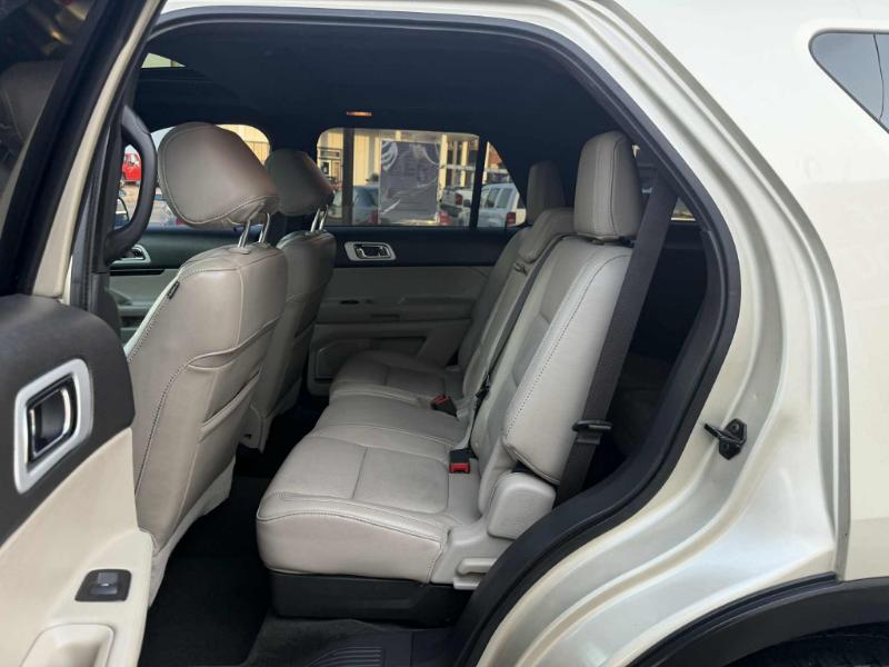 Ford Explorer Limited 4WD 2011