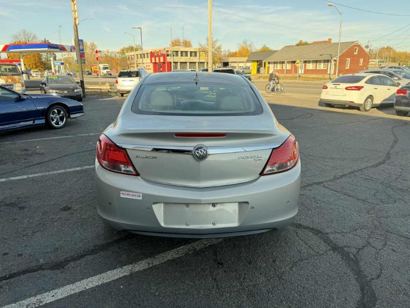 Buick Regal CXL - 4XL 2011