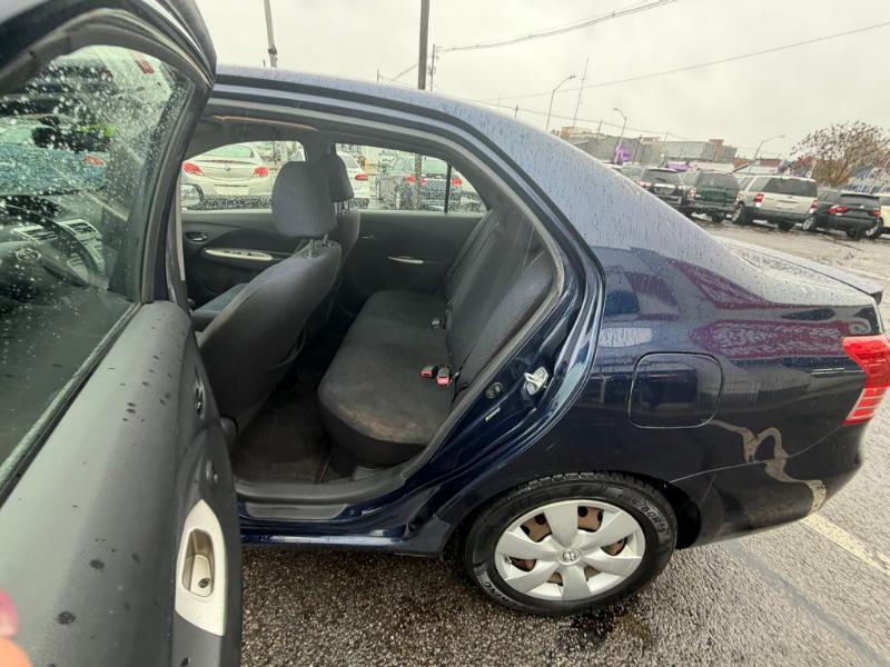 Toyota Yaris Sedan 2008