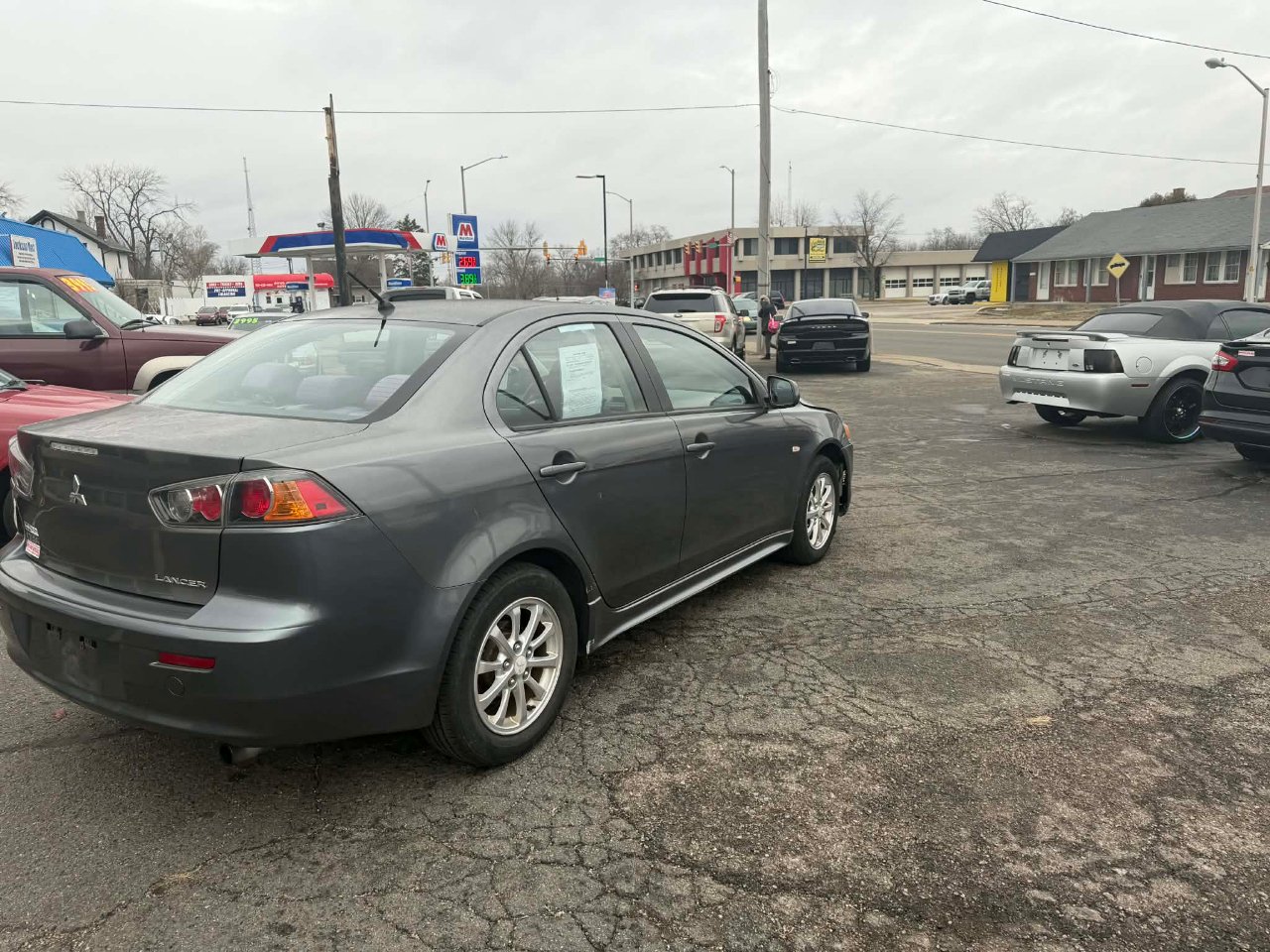 Mitsubishi Lancer ES 2010