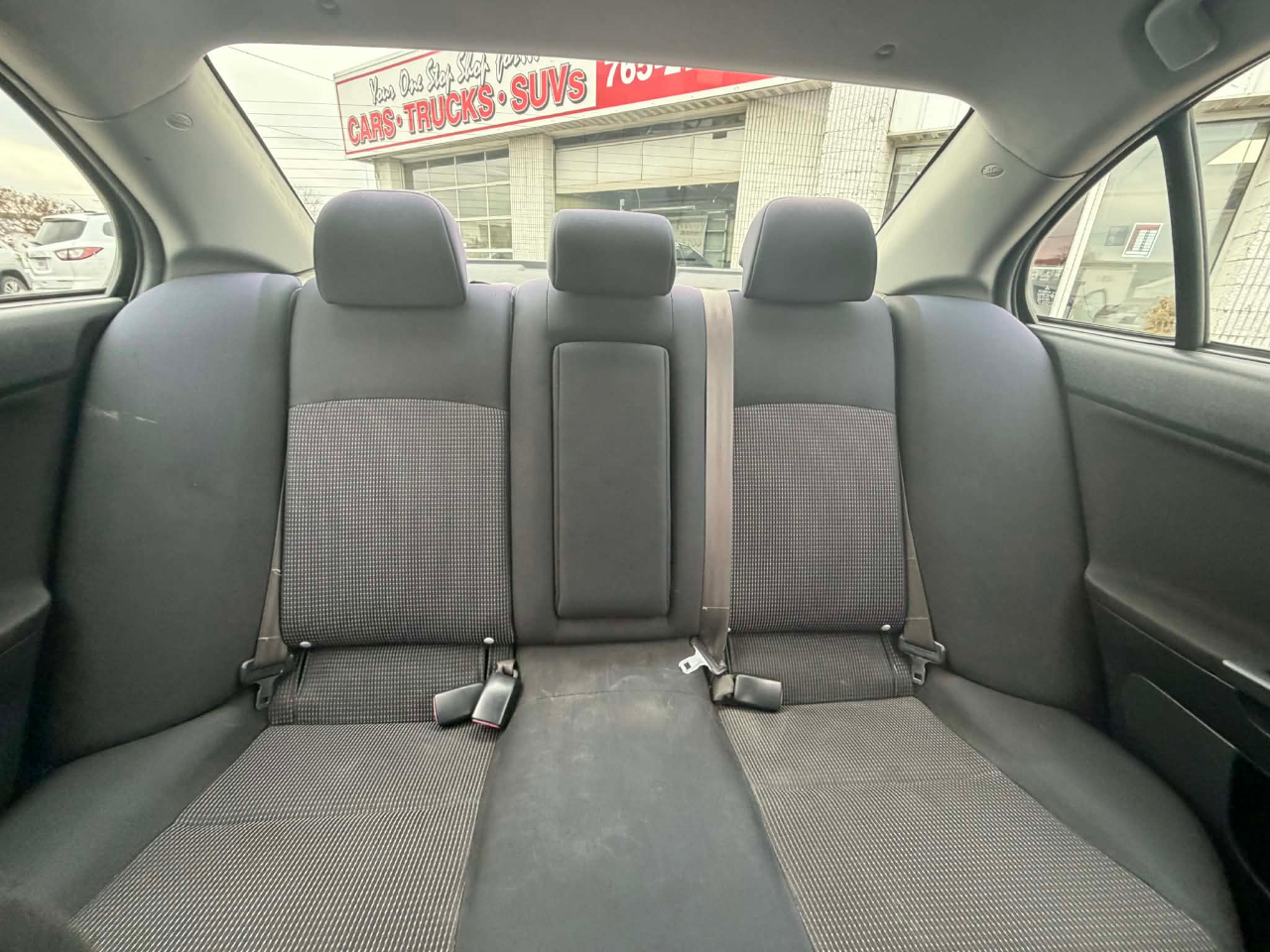 Mitsubishi Lancer ES 2010