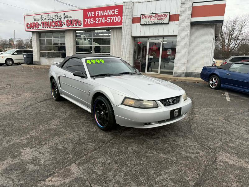 Ford Mustang Deluxe Convertible 2003