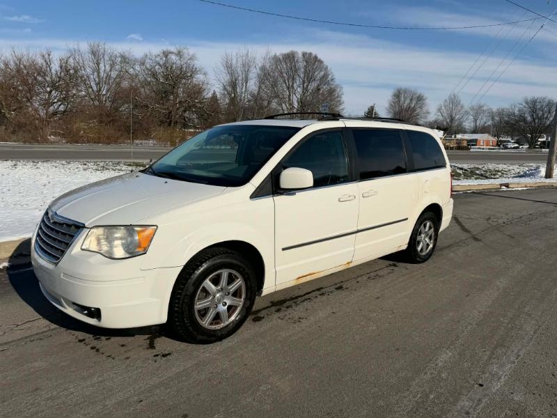 Chrysler Town & Country Touring 2010