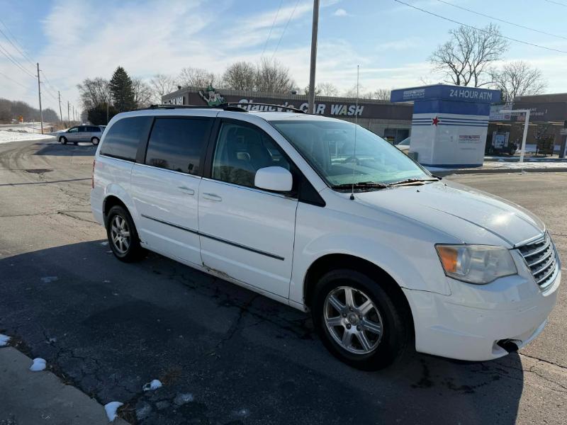 Chrysler Town & Country Touring 2010