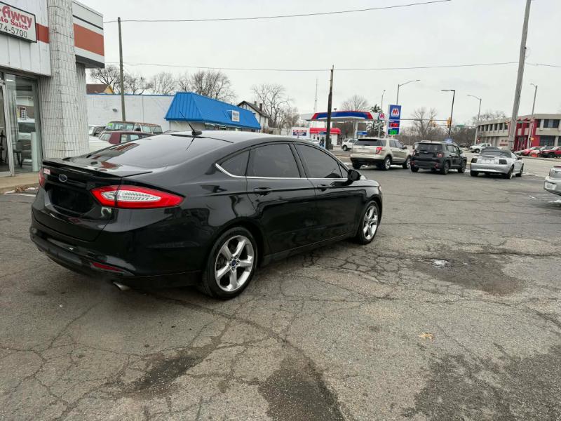 Ford Fusion SE 2014