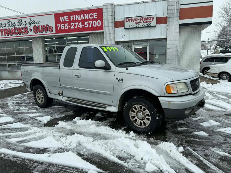 Ford F-150 Lariat SuperCab Long Bed 4WD 2002