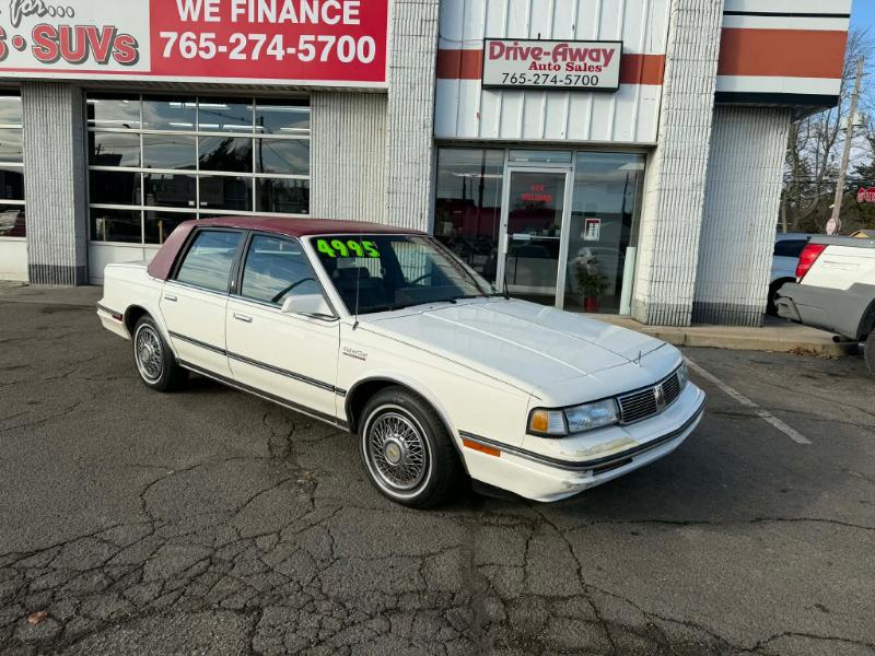 Oldsmobile Cutlass Ciera Brougham Sedan 1987