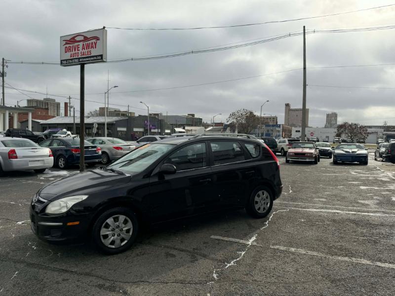 Hyundai Elantra Touring GLS Manual 2011