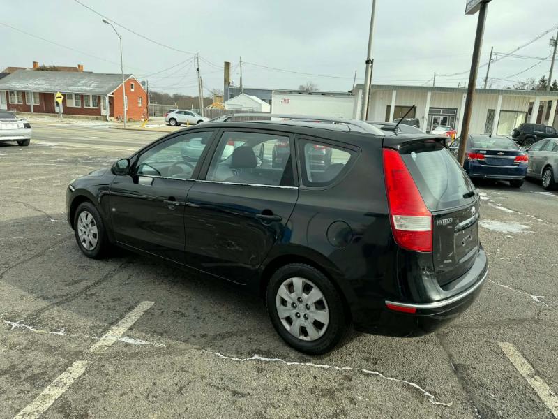 Hyundai Elantra Touring GLS Manual 2011