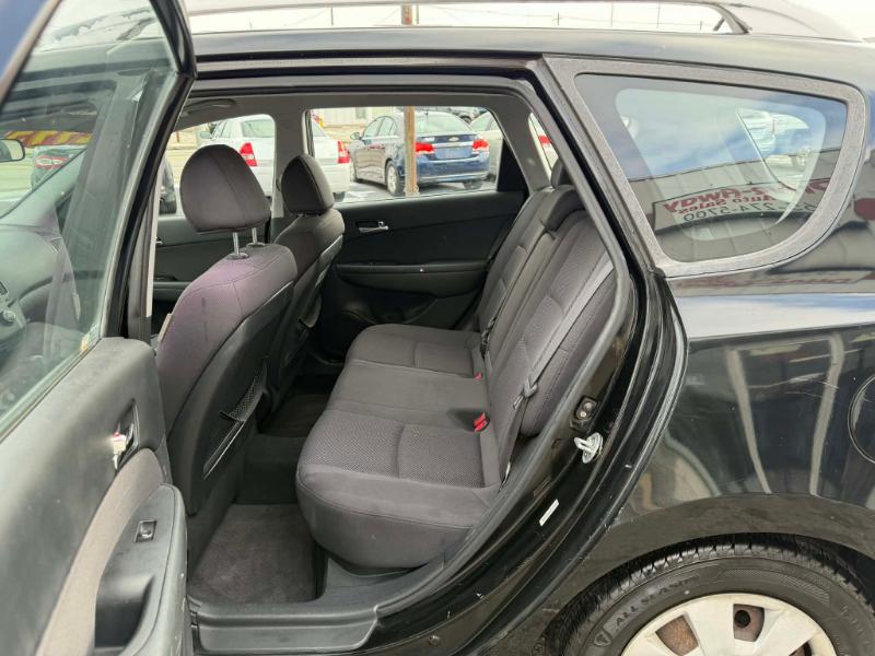 Hyundai Elantra Touring GLS Manual 2011