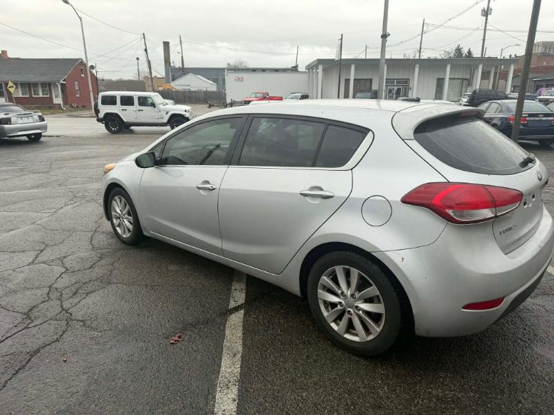 Kia Forte 5-Door EX 2015