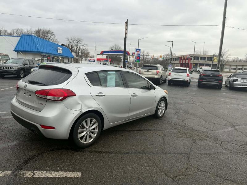 Kia Forte 5-Door EX 2015