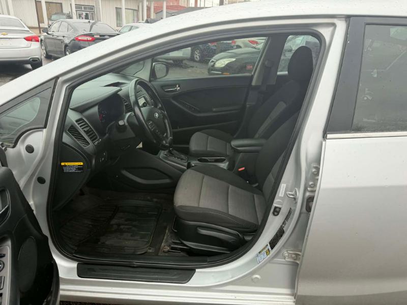 Kia Forte 5-Door EX 2015