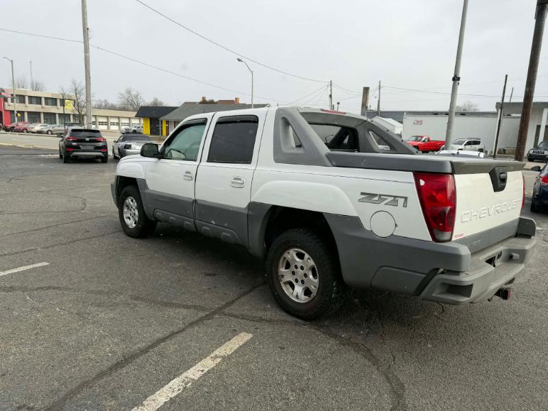 Chevrolet Avalanche 1500 4WD 2002