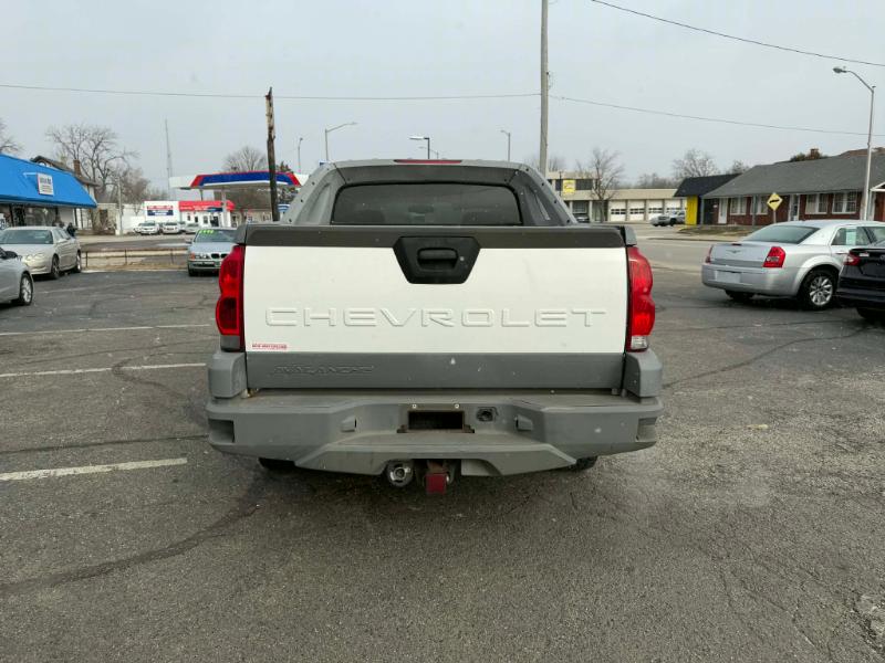 Chevrolet Avalanche 1500 4WD 2002