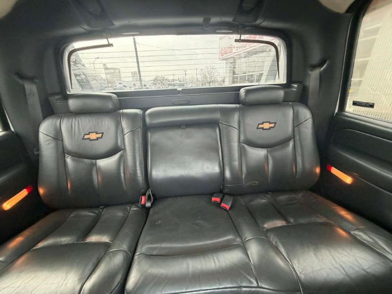 Chevrolet Avalanche 1500 4WD 2002