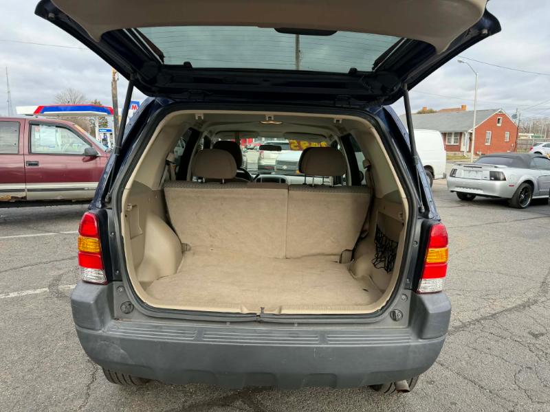 Ford Escape XLT 2WD 2004