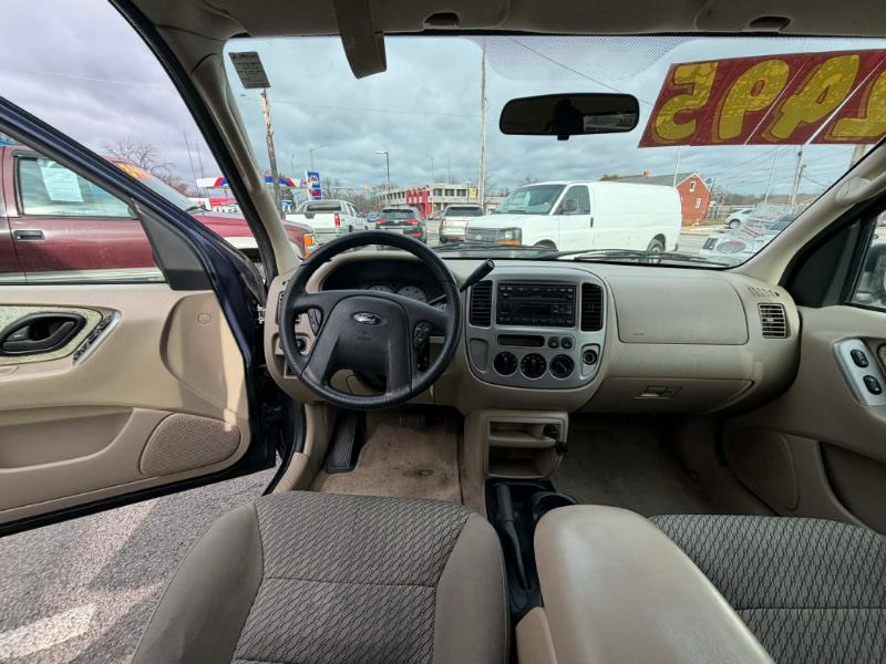Ford Escape XLT 2WD 2004