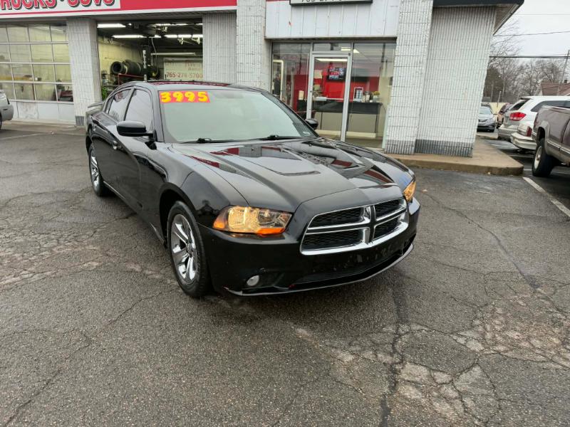 Dodge Charger SE 2013