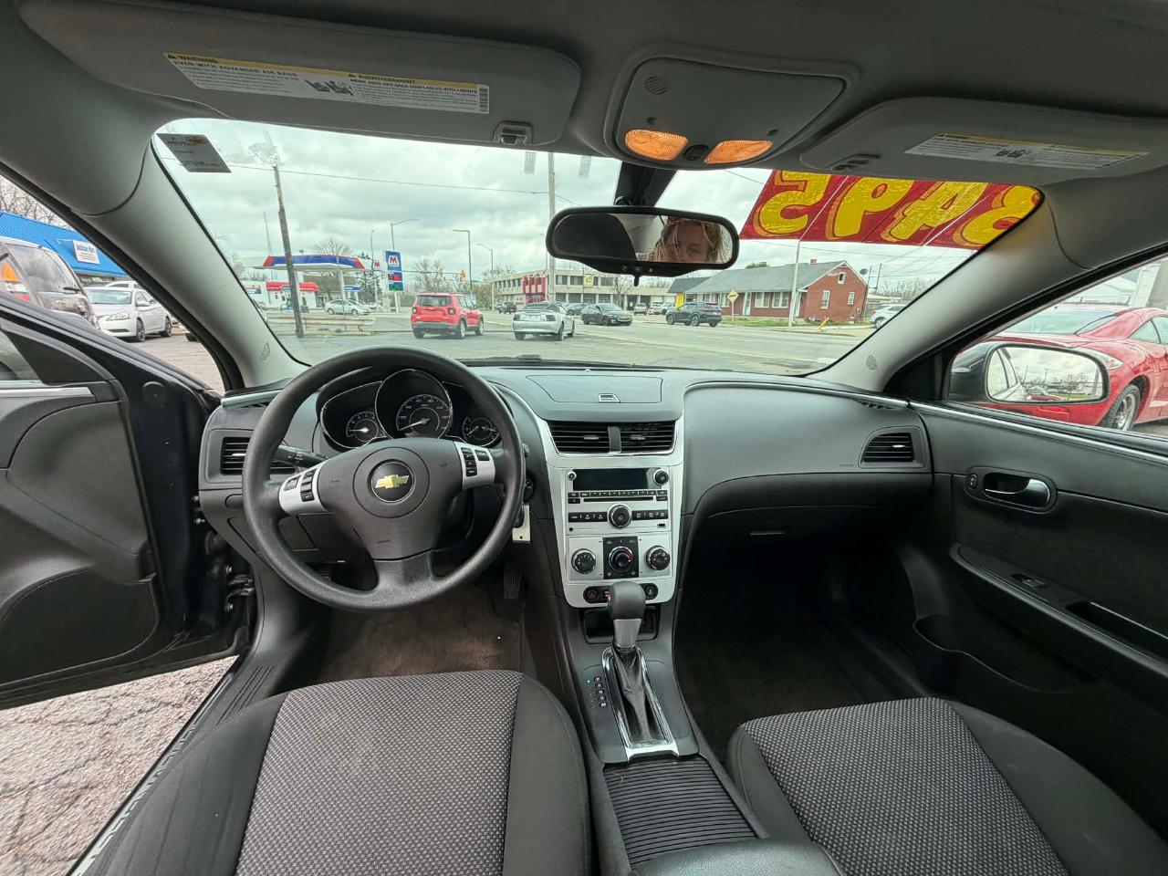 Chevrolet Malibu 1LT 2012