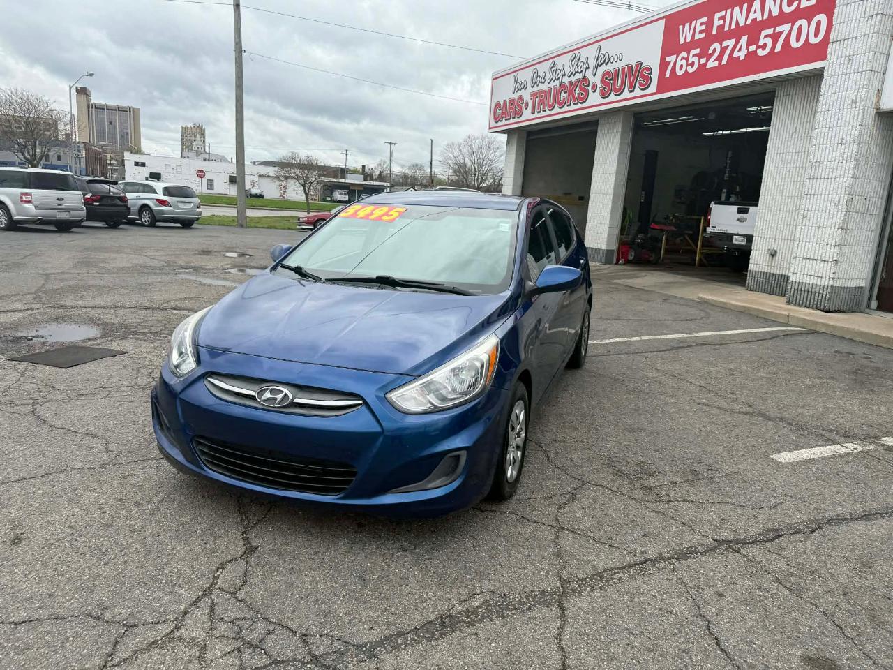 Hyundai Accent SE 5-Door 6A 2016