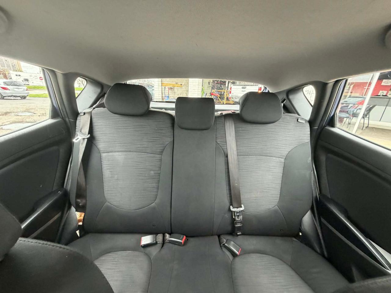 Hyundai Accent SE 5-Door 6A 2016