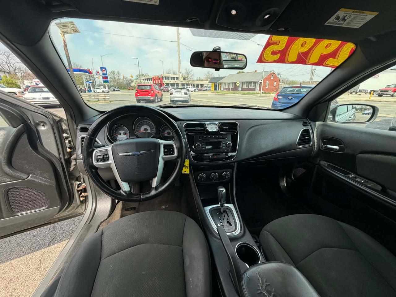 Chrysler 200 Touring 2012