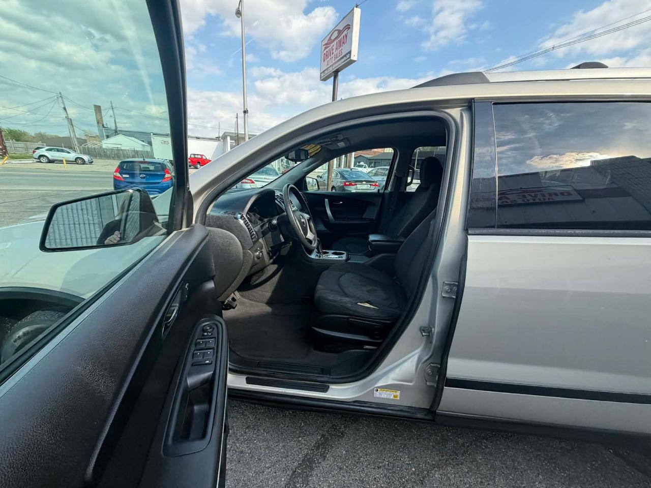 GMC Acadia SL AWD 2010