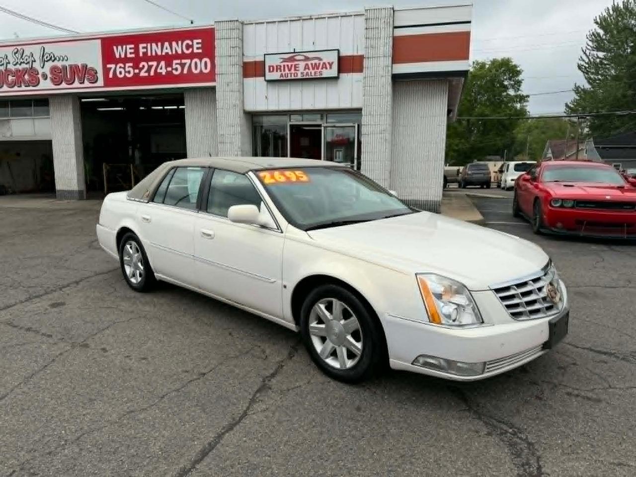 Cadillac DTS Sedan 2006