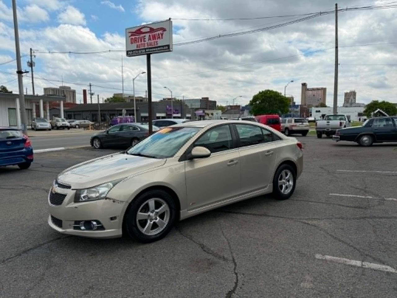 Chevrolet Cruze 1LT 2012