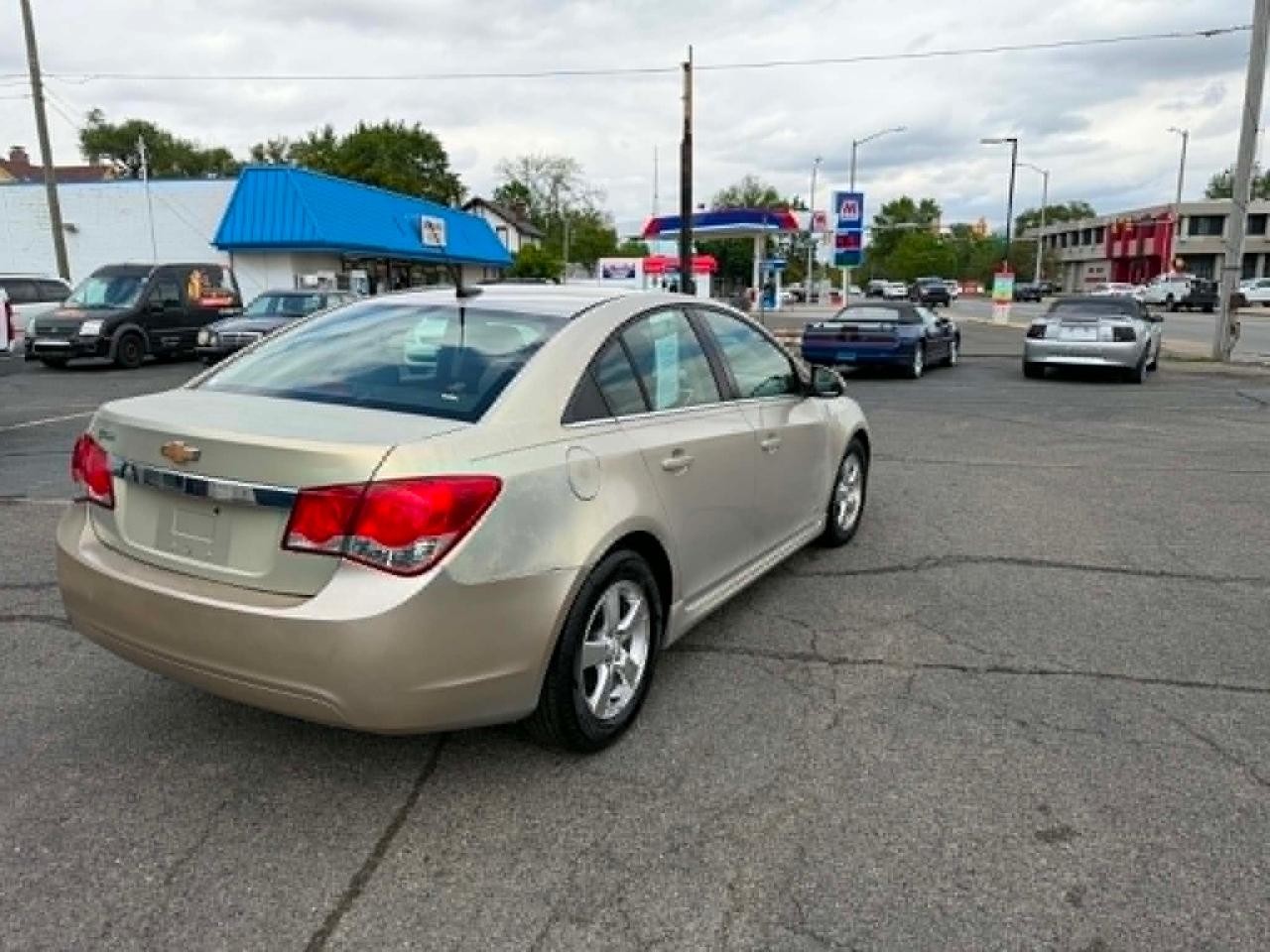 Chevrolet Cruze 1LT 2012