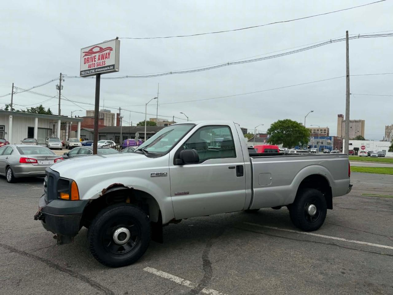 2006 Ford F-250 XL 4x4 Regular Cab's photo