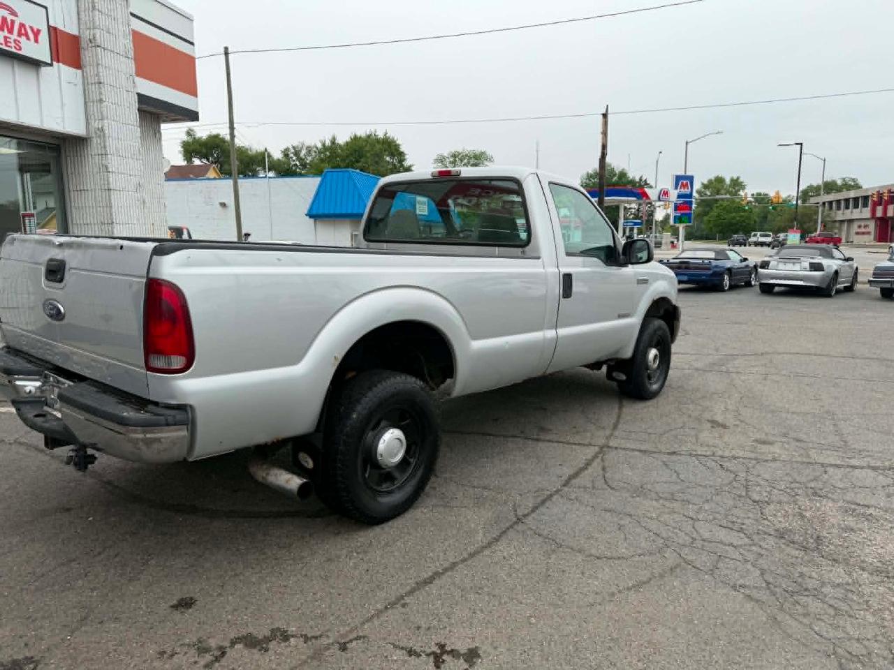 Ford F-250 SD XL 4WD 2006