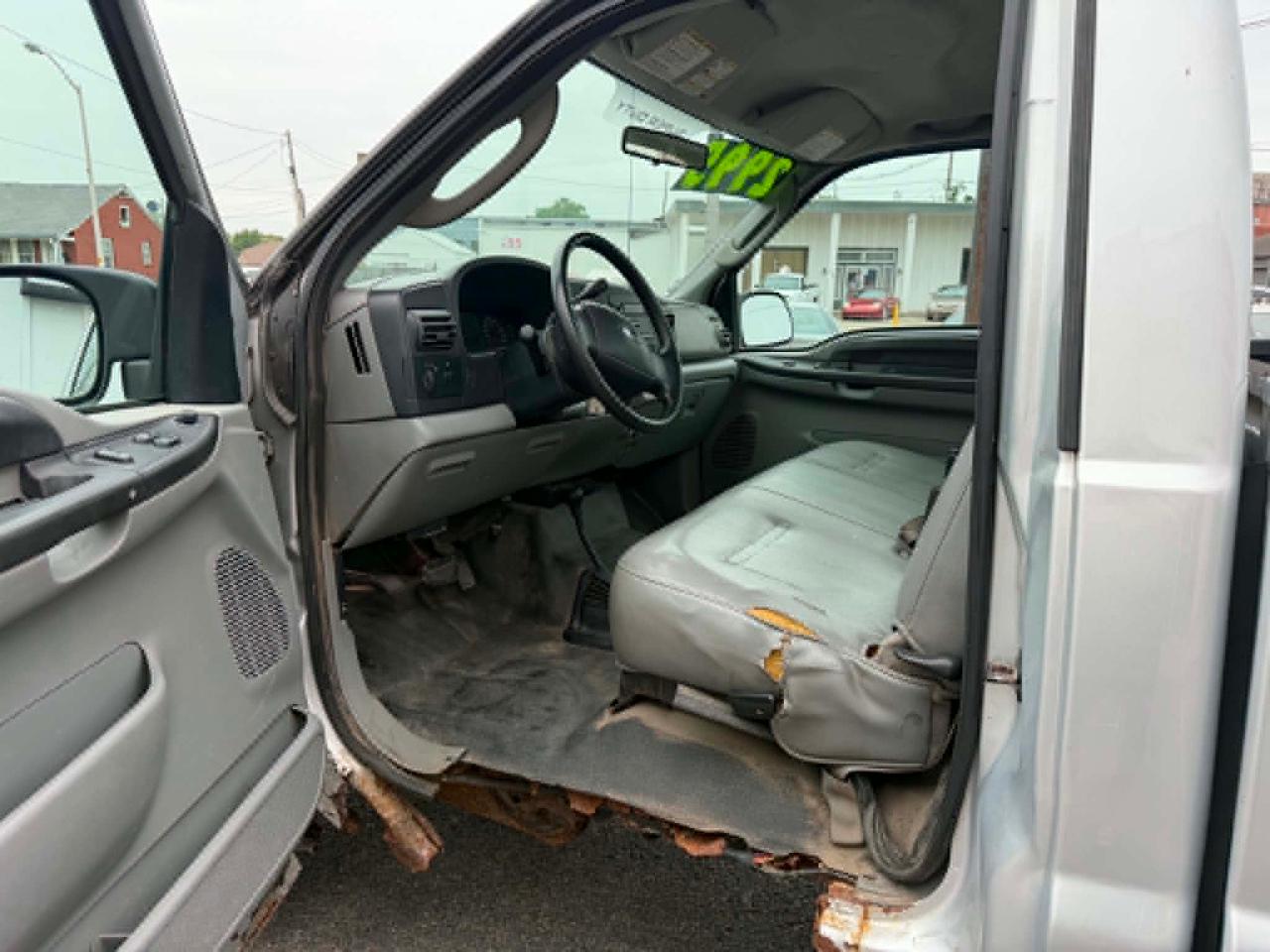 Ford F-250 SD XL 4WD 2006