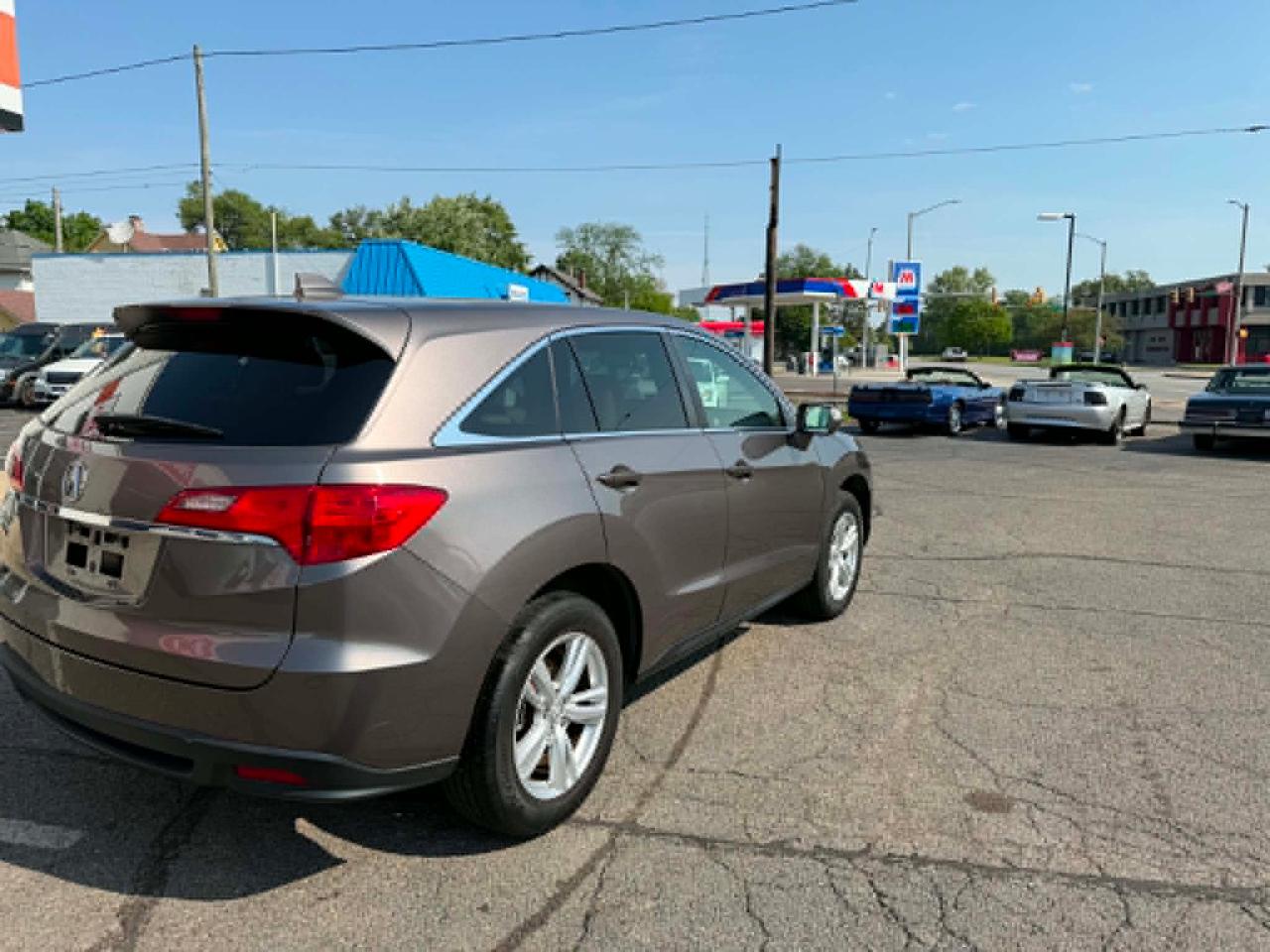 Acura RDX 6-Spd AT AWD w/ Technology Package 2013