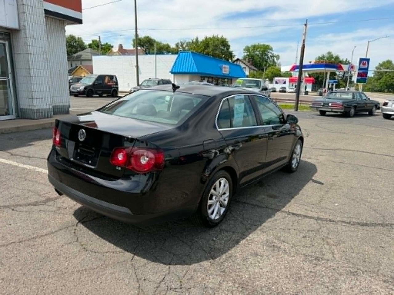 Volkswagen Jetta SE 2010