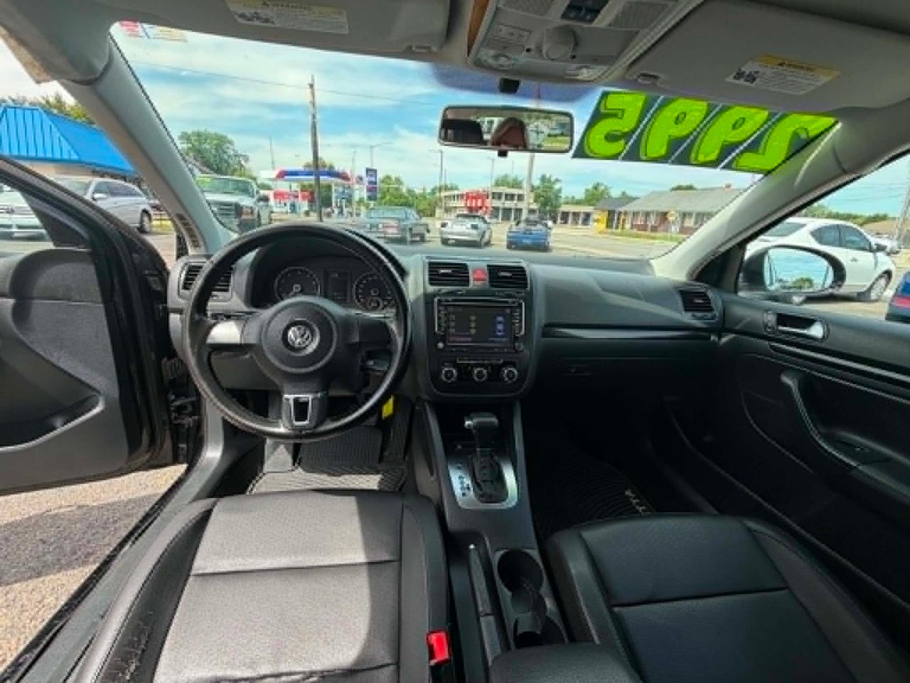 Volkswagen Jetta SE 2010