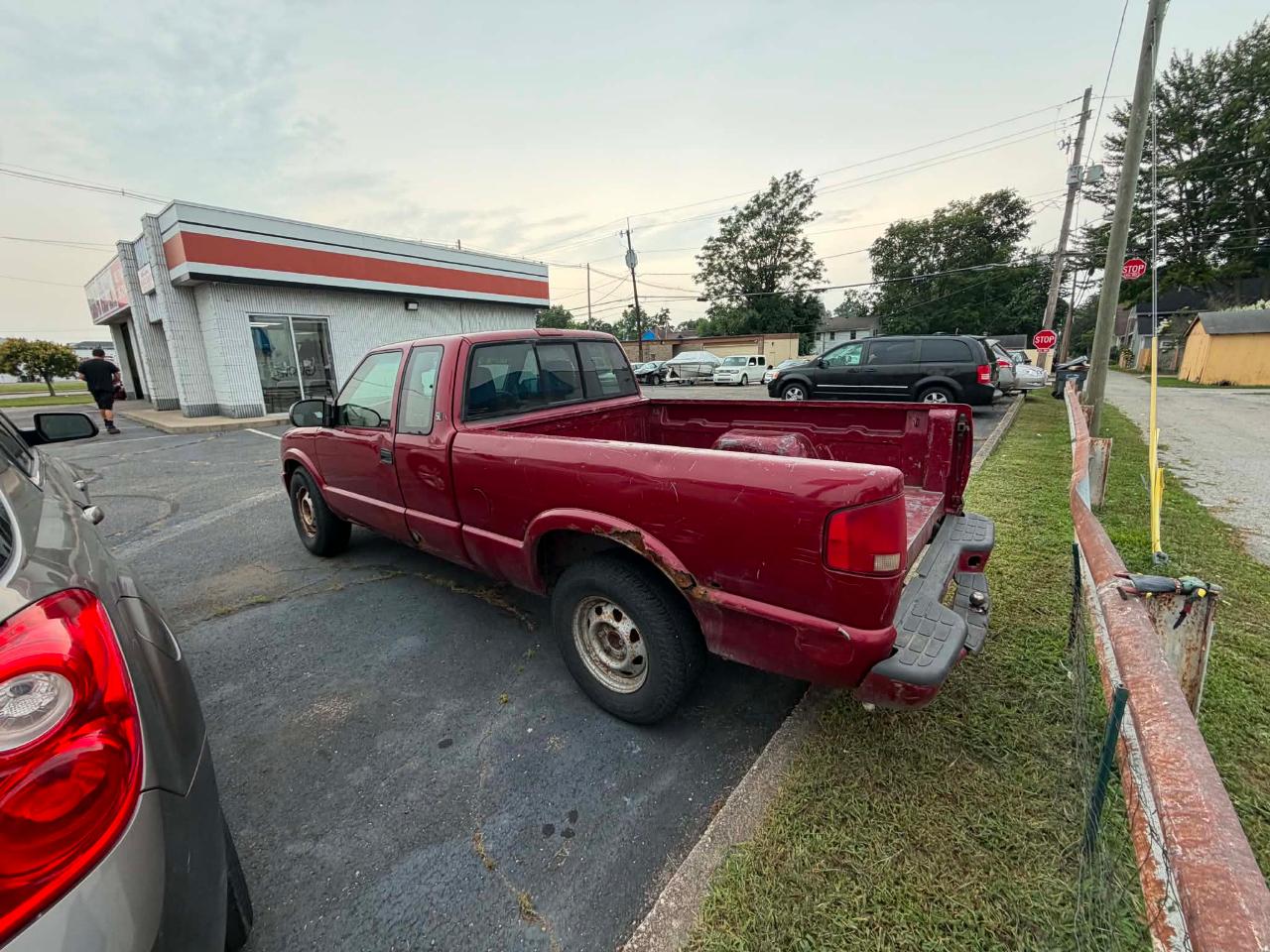 GMC Sonoma SL Ext. Cab 4WD 2002