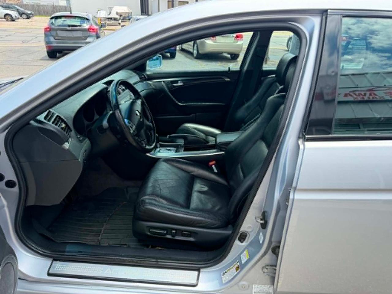 Acura TL 5-Speed AT 2004
