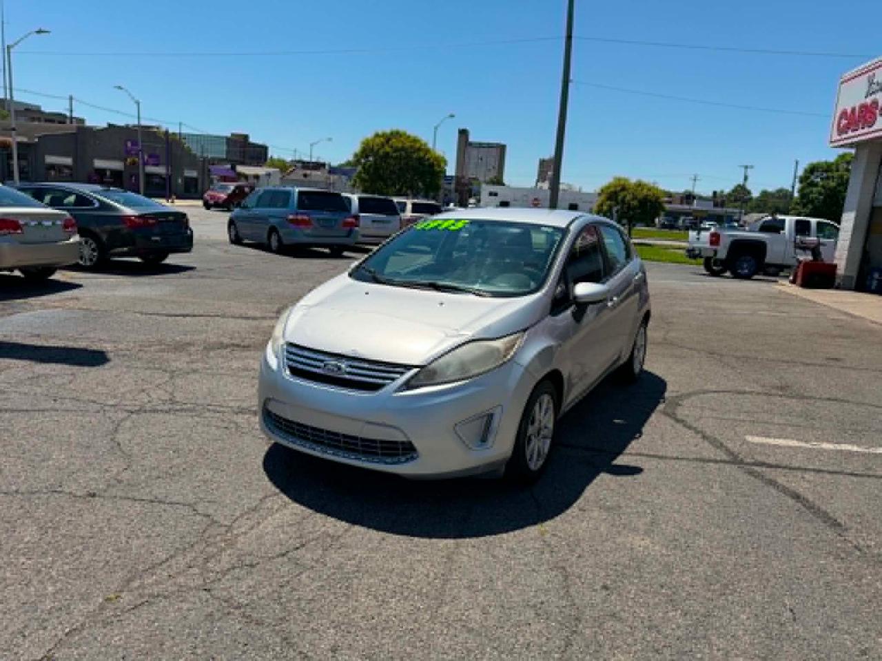 Ford Fiesta SE Hatchback 2011