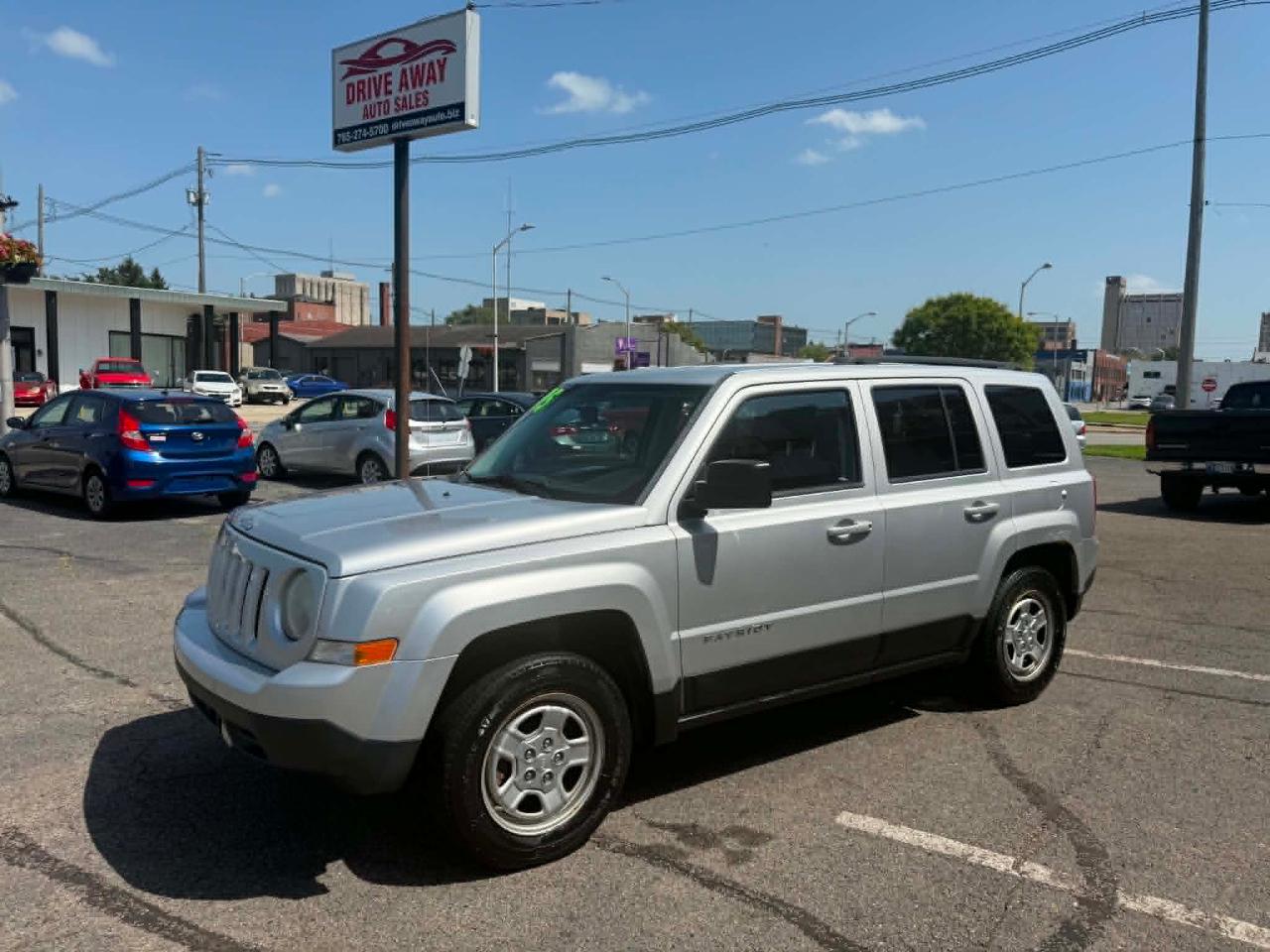Jeep Patriot Sport 2WD 2013