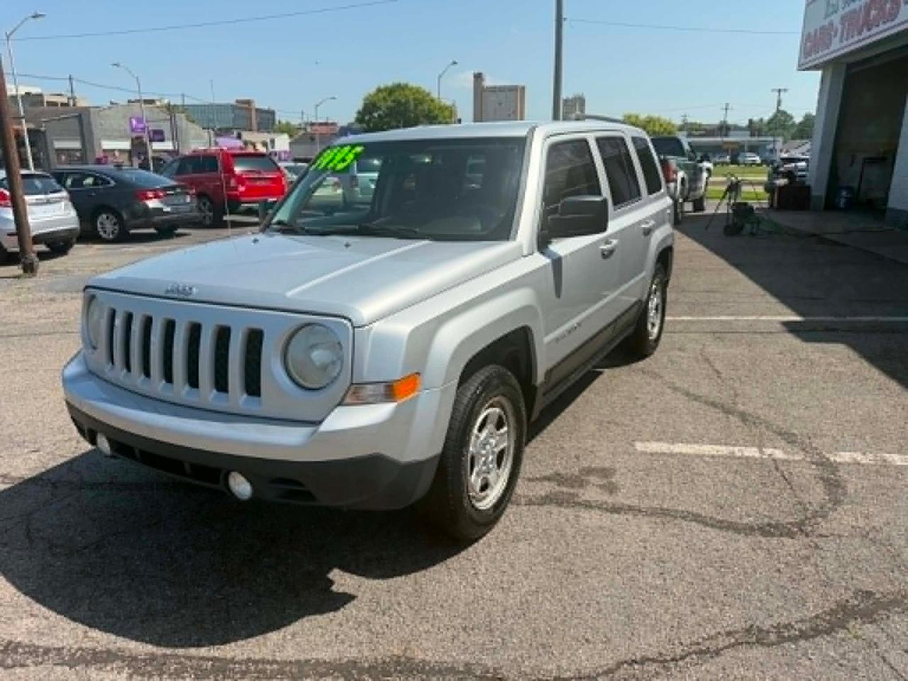 Jeep Patriot Sport 2WD 2013