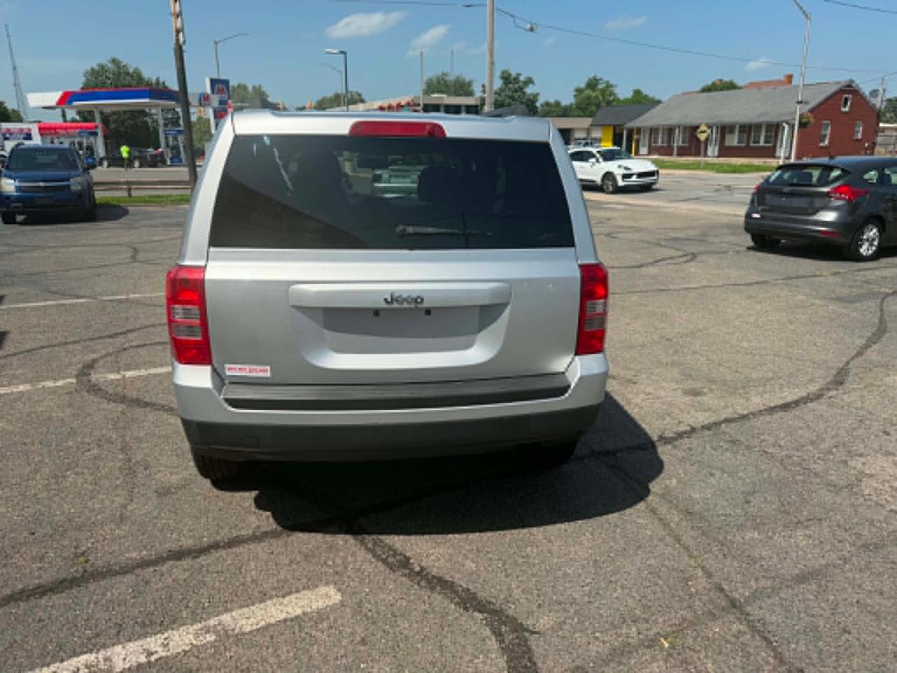 Jeep Patriot Sport 2WD 2013