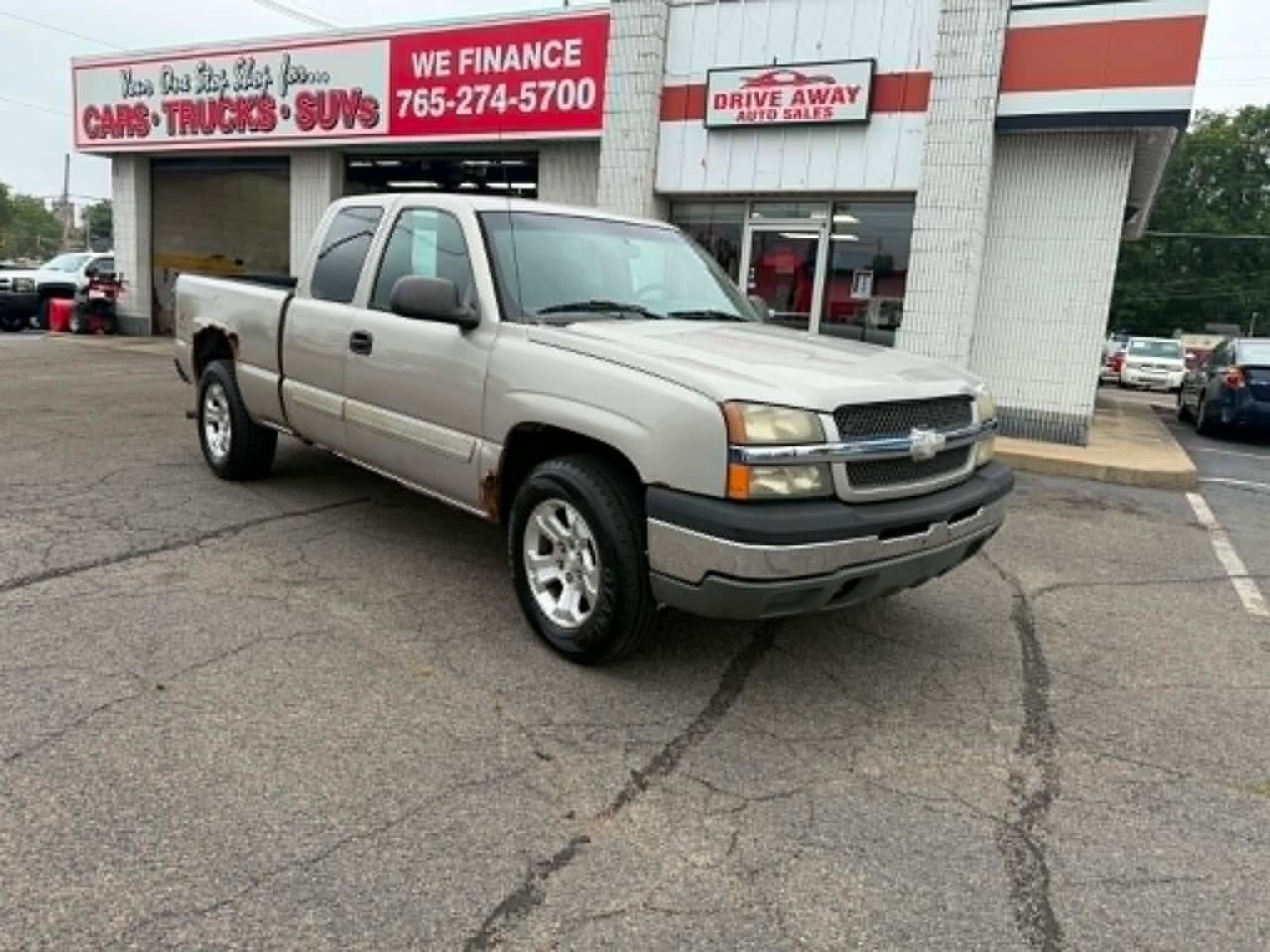 Chevrolet Silverado 1500 Work Truck Ext. Cab Short Bed 4WD 2005