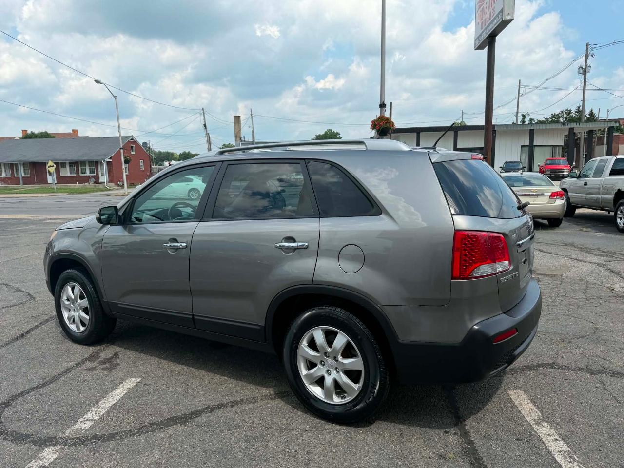 Kia Sorento LX 2WD 2011
