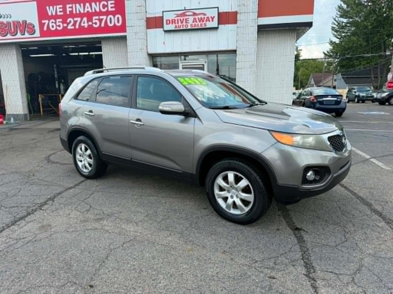 Kia Sorento LX 2WD 2011