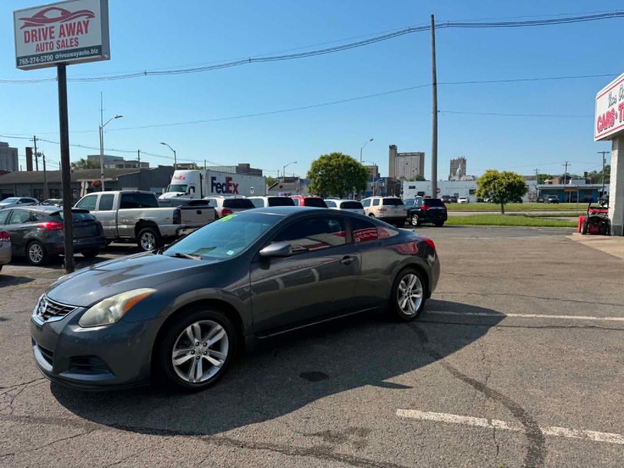 Nissan Altima 2.5 S CVT Coupe 2012