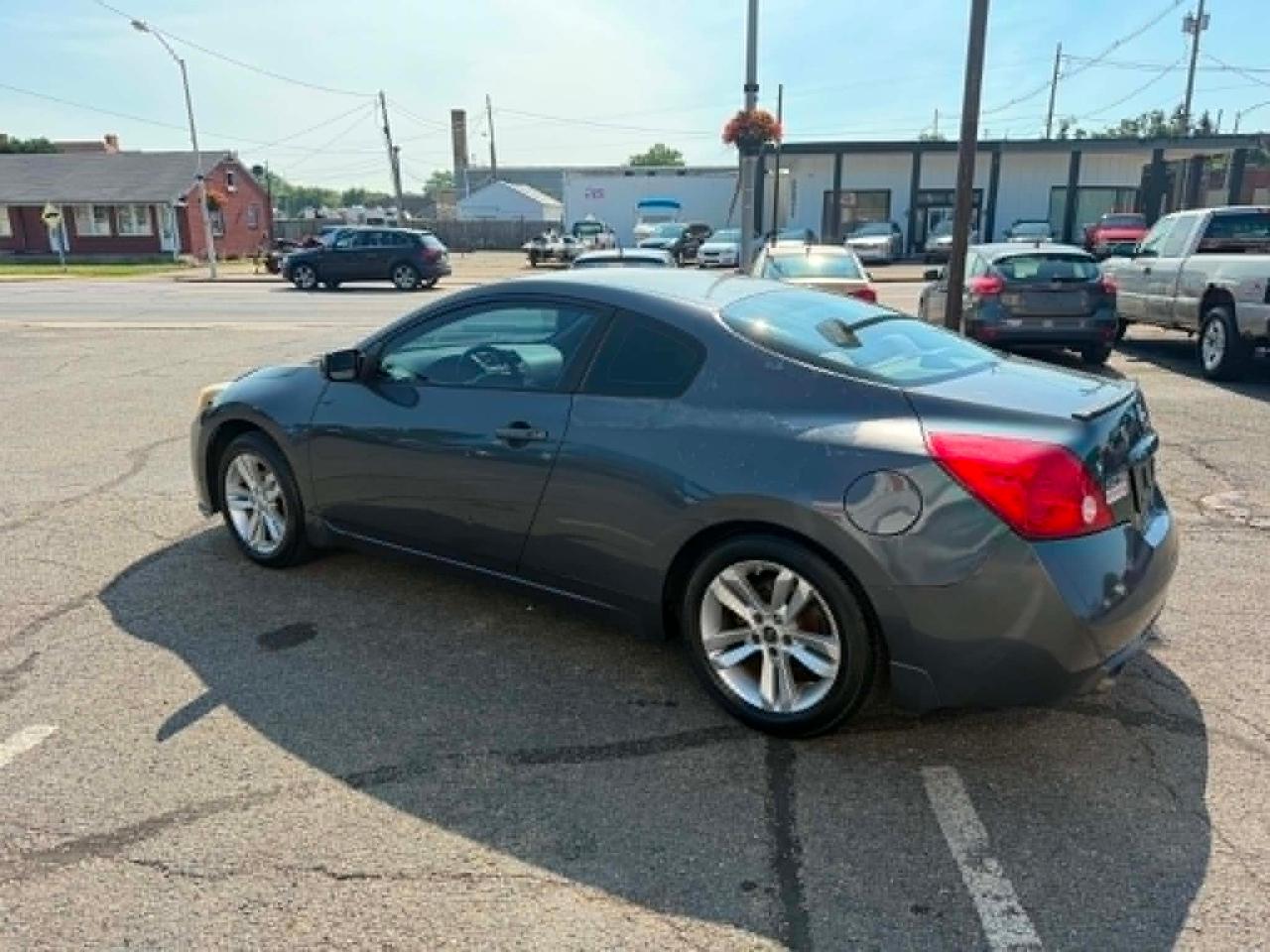 Nissan Altima 2.5 S CVT Coupe 2012