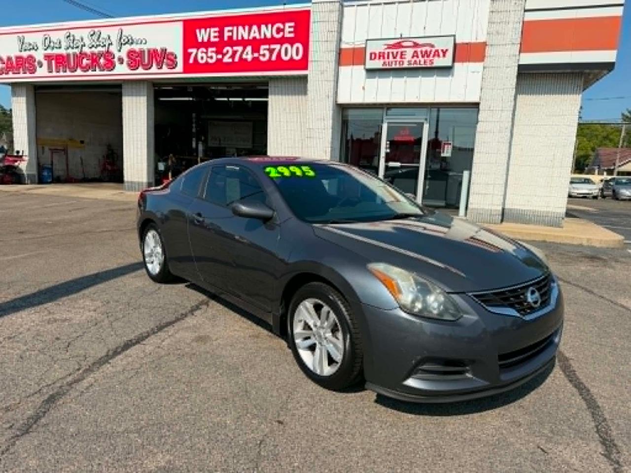Nissan Altima 2.5 S CVT Coupe 2012