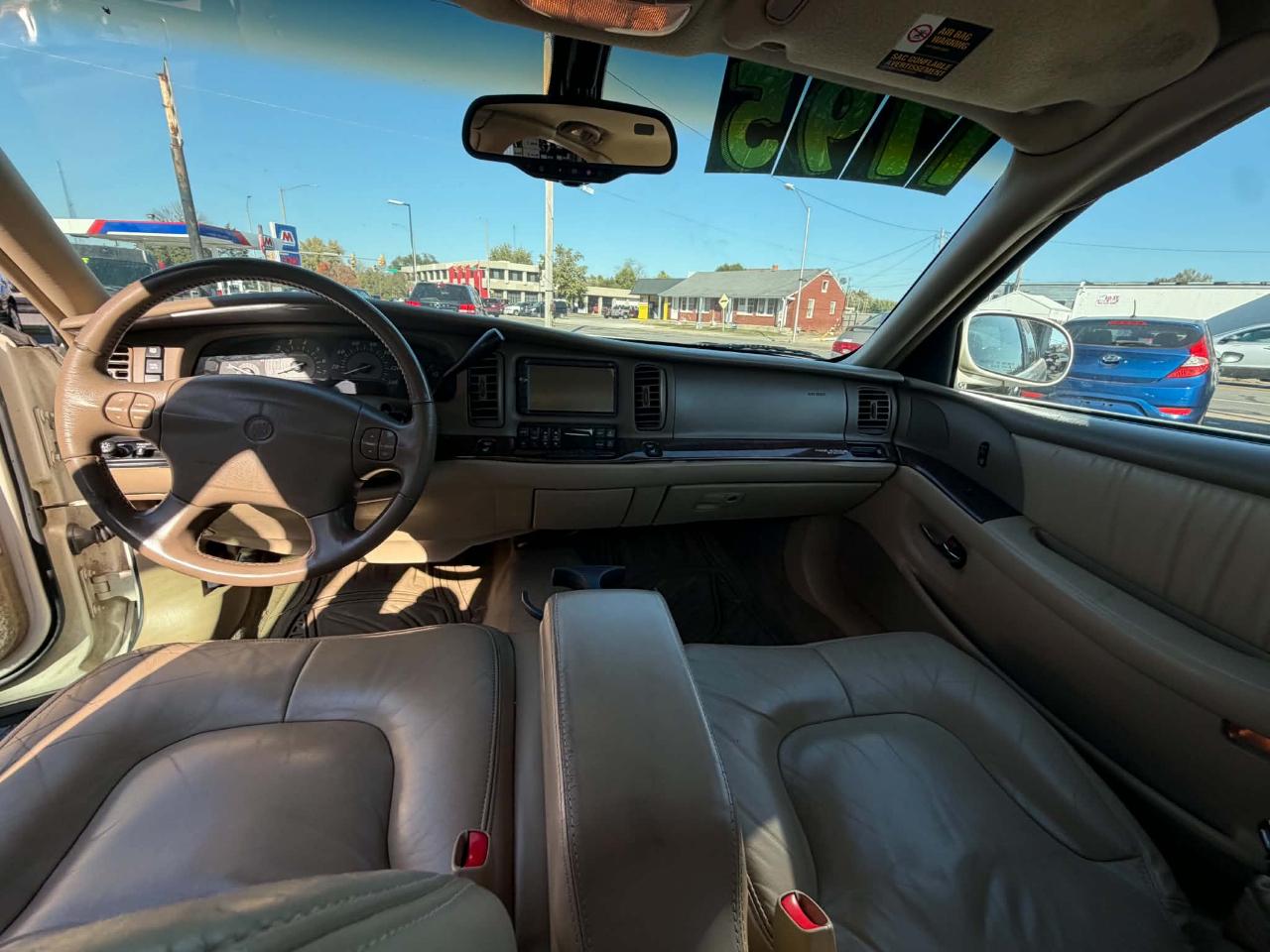 Buick Park Avenue Sedan 2004